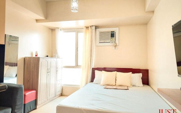 King Size Bed At the 💖 Heart Of the City