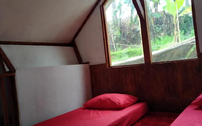 VILLA  RANCA CIATER  LEMBANG  DELUX