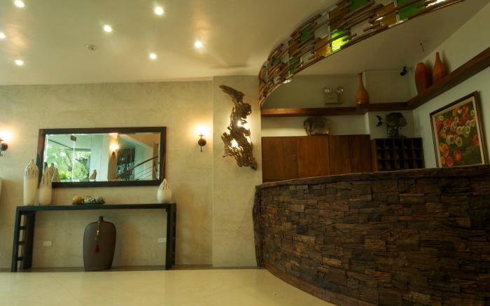 Gap Plaza Hotel