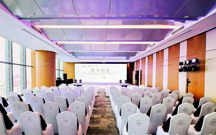 Grand Madison Qingdao Harbour-view Central（Former Qingdao Farglory Hotel）