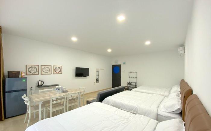 CN Homestay A1 Floor 1 at Nagoya Hill Mall