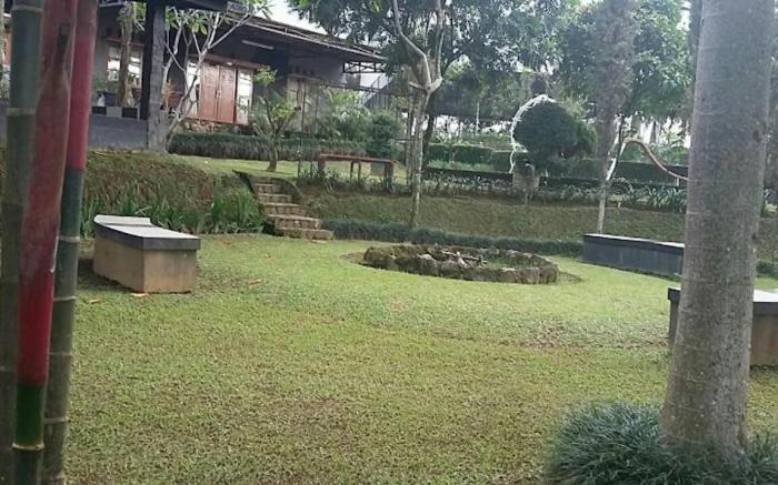 Villa Puncak 6 kamar kap. 20 org - Pondok Yedidah 