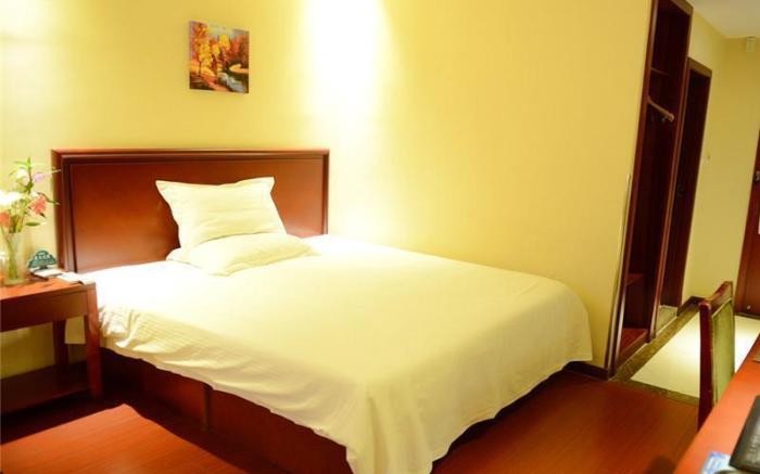 GreenTree Inn Shanghai Waigaoqiao Free Trade Zone Express Hotel