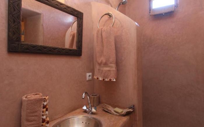 Riad Essaada