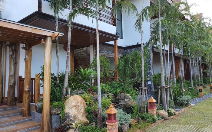 Merry Spa and Resort