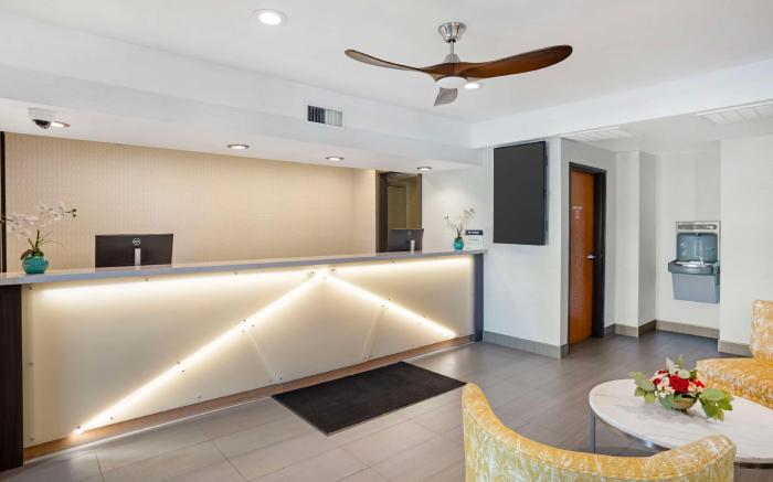 Best Western Exeter Inn and Suites