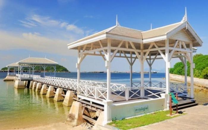 Adrian View Resort