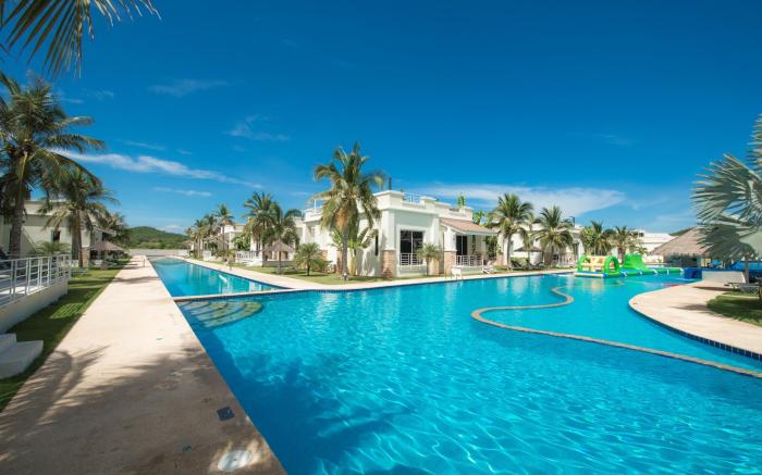 Oriental Beach Pearl Resort