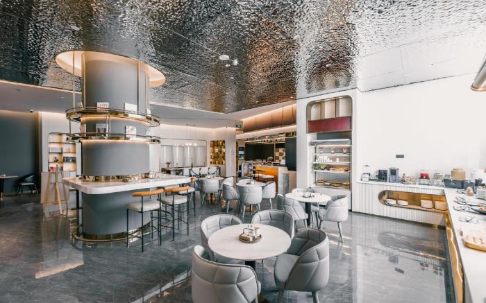 Atour X Hotel Zhenzhou Zhongyuan Wanda Longhai West Road