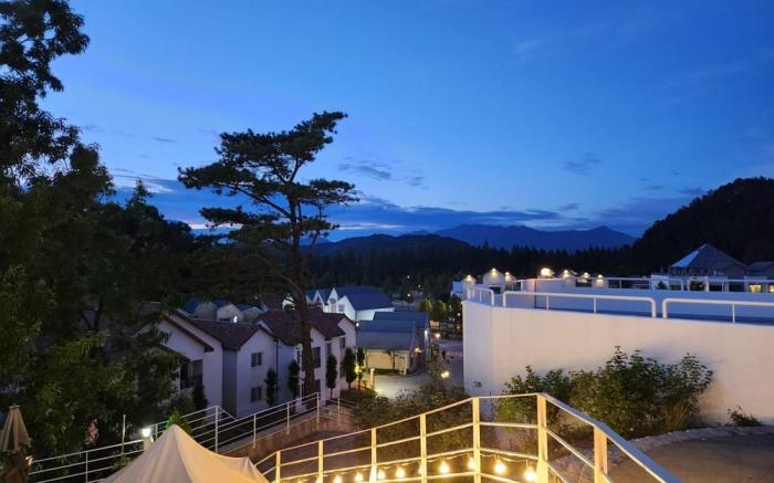 Damyang Santorini Pension 5dong