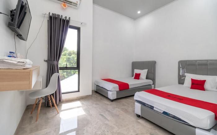 RedDoorz near Tugu Coklat Pesawaran Lampung