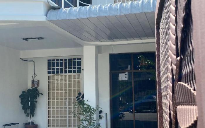 The Daun Homestay - Kepala Batas, Penang