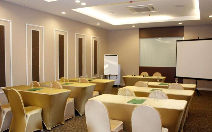 D'Bamboo Suites 