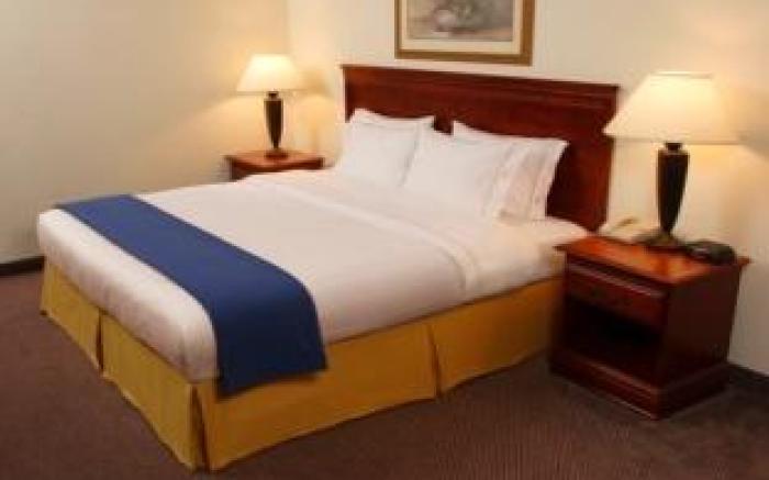 Holiday Inn Express Hotel & Suites Prattville South By IHG