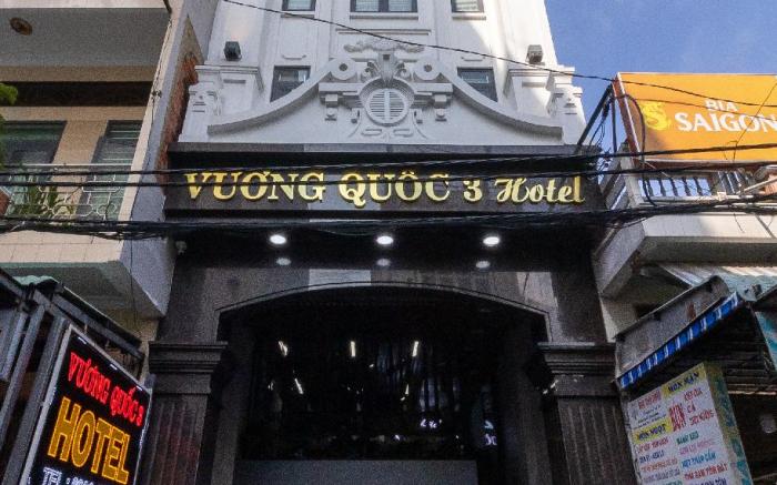 Vương Quốc 3 Hotel