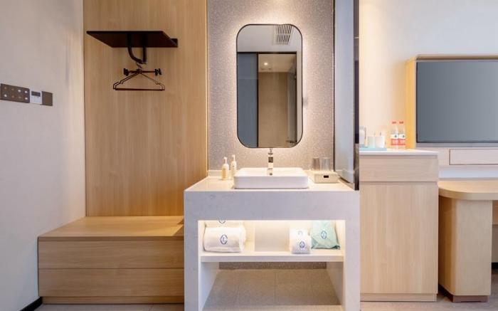 Lanou Hotel Qingdao Jinshatan Scenic Area