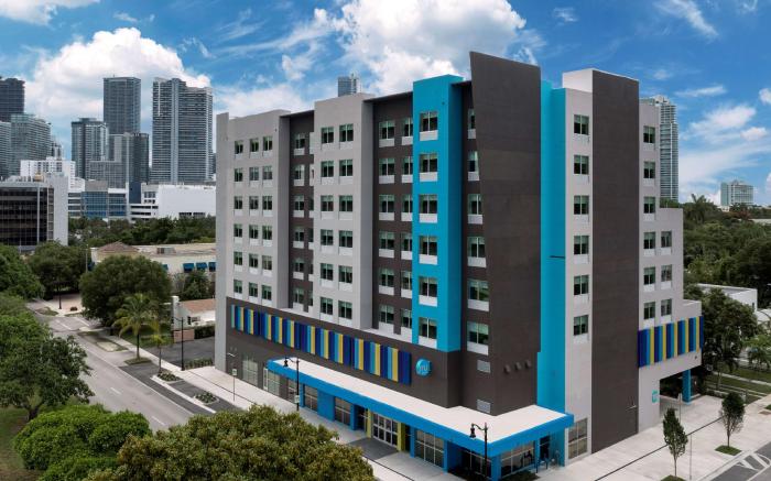 Tru by Hilton Miami West Brickell