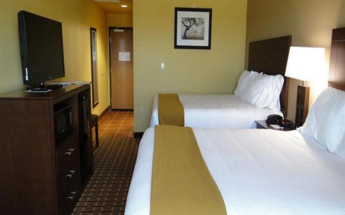 Holiday Inn Express & Suites George West By IHG