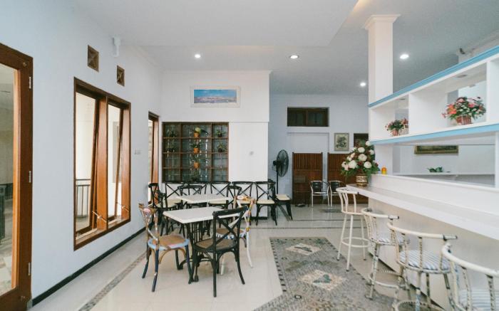 Urbanview Hotel Griya Surya Malang by RedDoorz