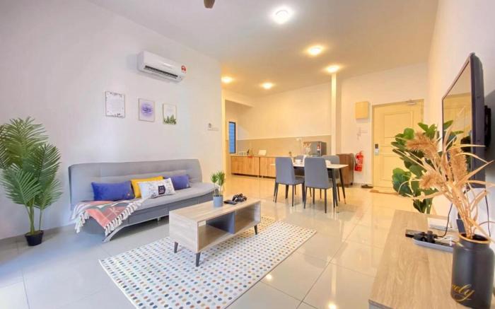 Atlantis -C20-6pax /5 Min-Town Jonker St/Pool View