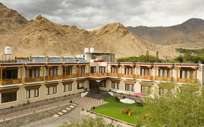 HOTEL ZYPHER LADAKH