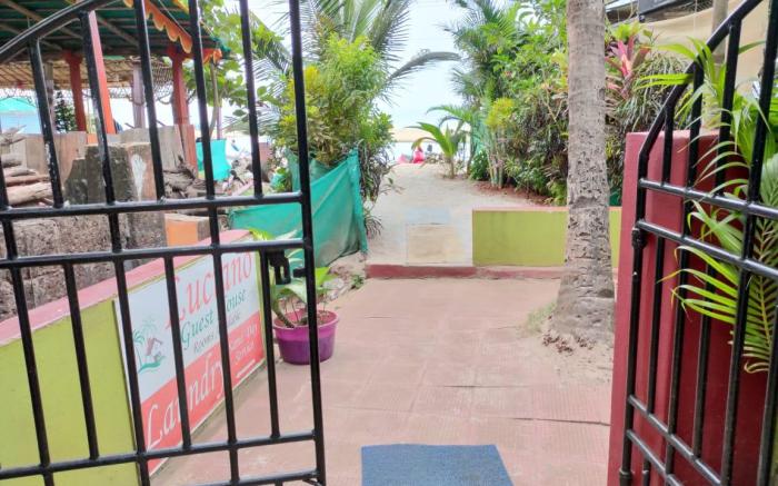 Luciano Guest House 
