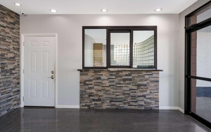 SureStay Hotel by Best Western Spring North Houston