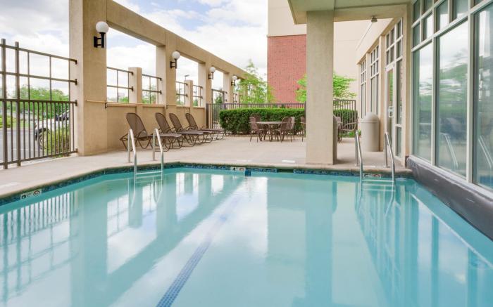 Drury Inn & Suites Middletown Franklin