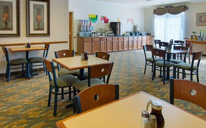 Quality Inn & Suites Glen Rose