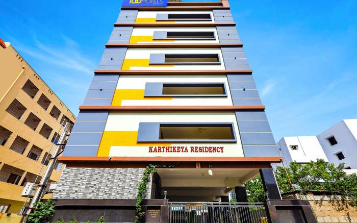 FabHotel Karthikeya Residency - Tirupati Bus Stand - 900m
