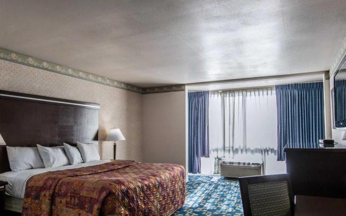Motel 6 Oceanside, CA – Marina / Camp Pendleton