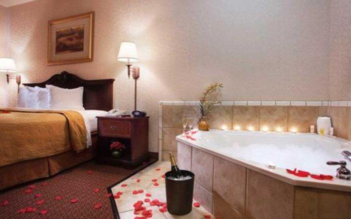 Quality Inn & Suites Near University