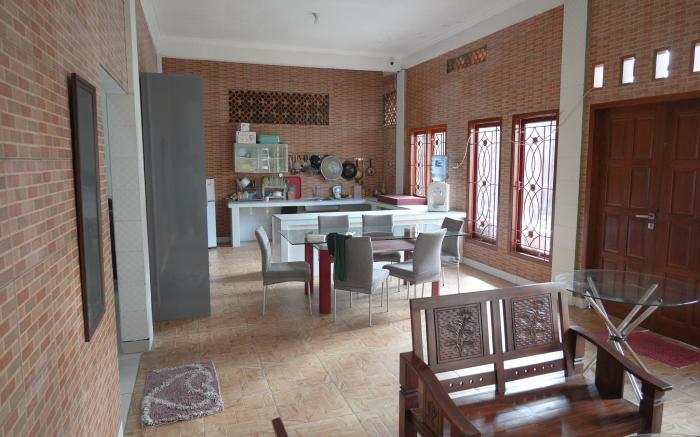 Villa Besar 700m2 untuk keluarga besar