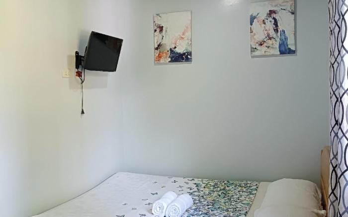 HM&B Backpackers Inn