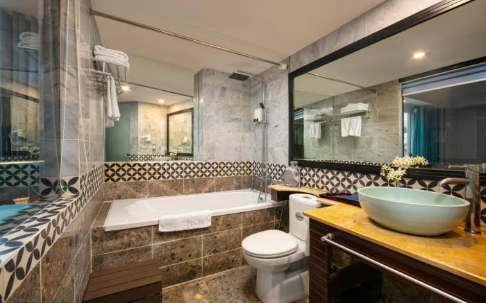 JA COSMO HOTEL & SPA