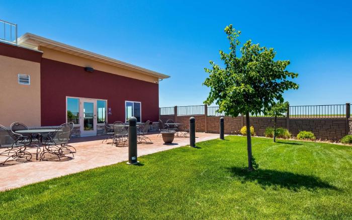 Best Western Plus Carousel Inn and Suites