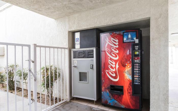 Motel 6 Hemet, CA