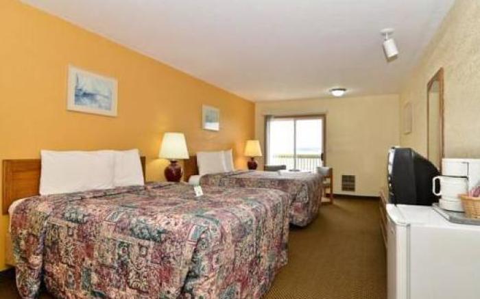 Water Front Inn