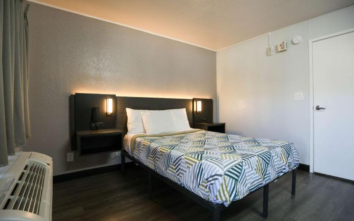 Motel 6 Sacramento, CA - Central