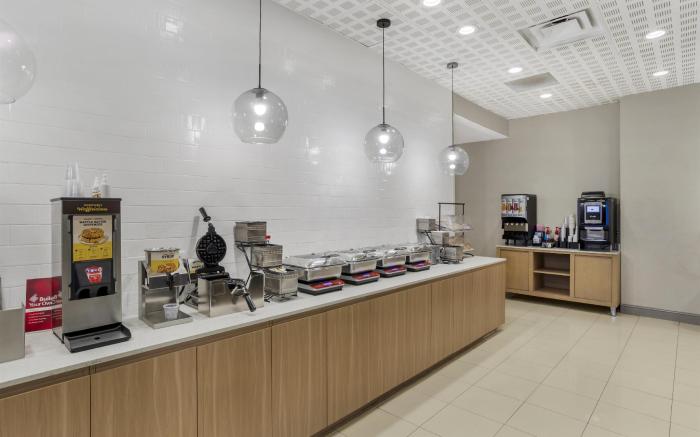 Best Western Plus Rose City Conference Center Inn