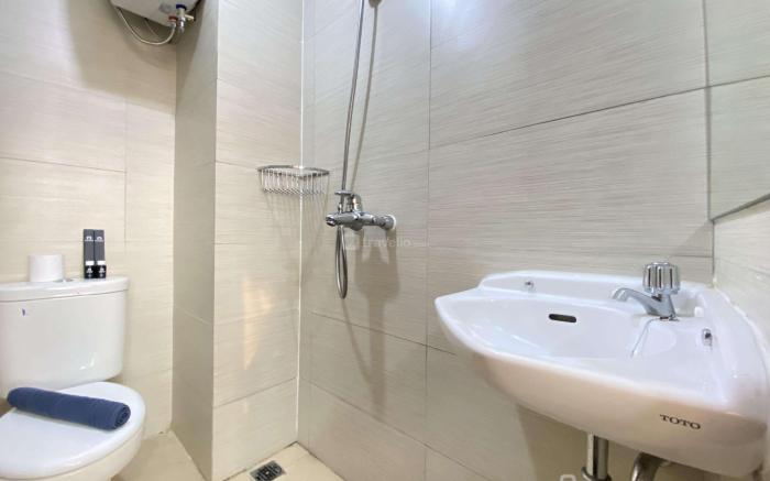 Comfy Studio Gateway Pasteur Apartment By Travelio