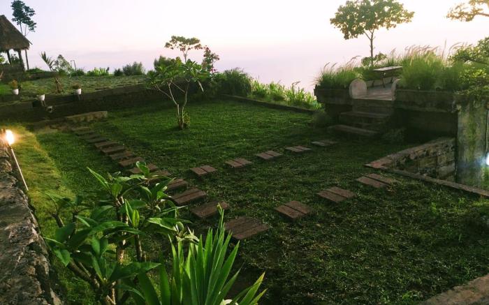 Alengkong Bali Camp