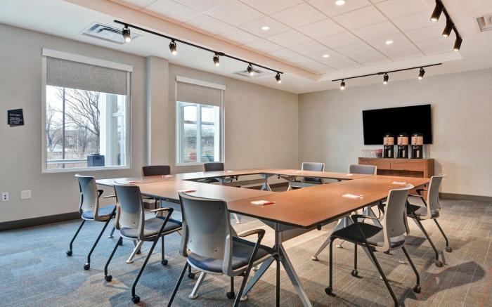 Aloft Secaucus Meadowlands