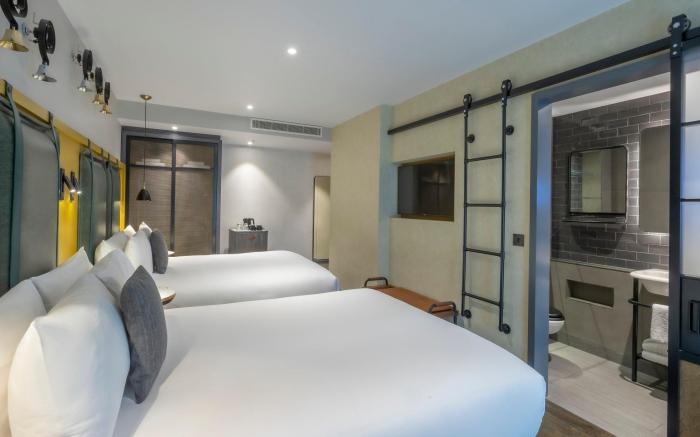 Clayton Hotel City of London