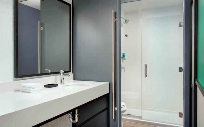 Aloft by Marriott Omaha West