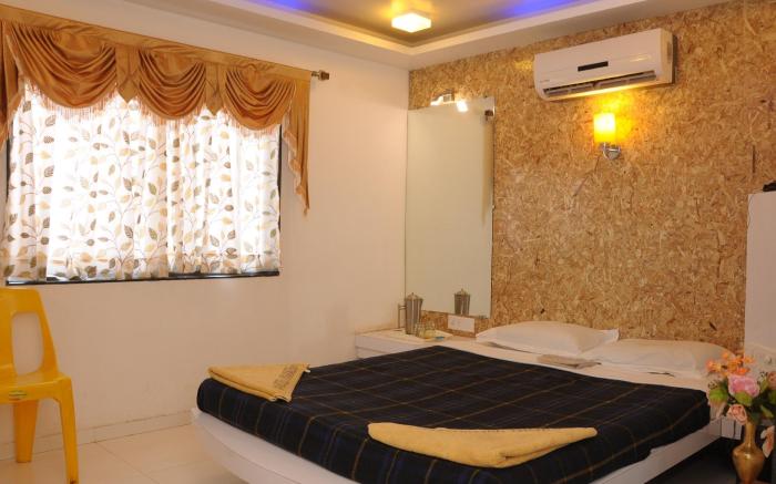 Vyankatesh Hotel