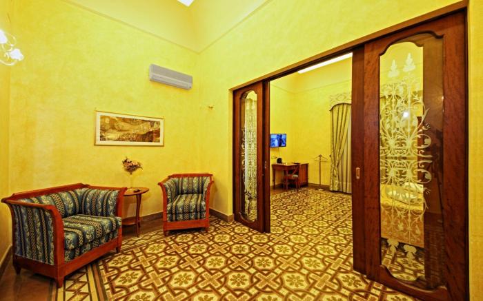Hotel Tonic