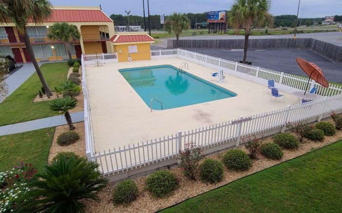 Red Roof Inn Tifton