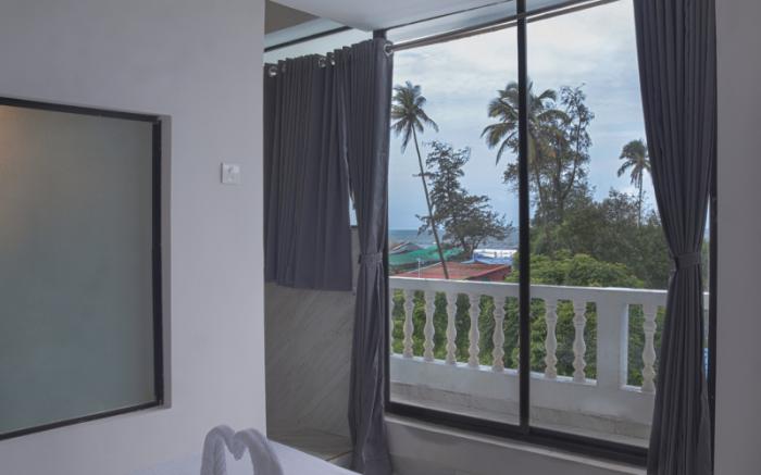 Sandbanks Beach Resort