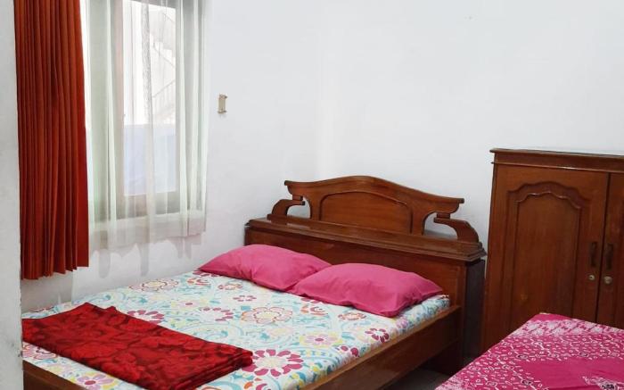 Santalum Hotel